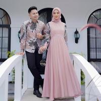 Gambar New COUPLE GAMIS LEBARAN 2025 PREMIUM ROSE GOLD BATIK COUPLE KEMEJA PANJANG GAMIS WISUDA GAMIS KONDANGAN TERBARU KARYAKU [BISA BELI TERPISAH DAN CAMPUR UKURAN] Baju Katun Muslim Wanita Dress Pasangan Terlaris - GAMIS, S dari inofativ undefined 4 Tokopedia