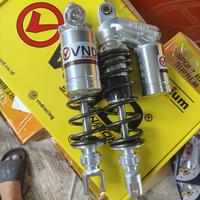 Gambar SHOCKBREAKER ORIGINAL VND AK 111 B1 305MM 310MM 335MM 280mm DOWNSIZE AEROX NEW AEROX OLD NMAX NEW NMAX OLD NMAX PCX 150 NMAX TURBO NEO AEROX ALPHA KLIK REBOUND FUNGSI - TITANIUM TITAN, AEROX DOWNSIZE 280 dari Bastian.Racing undefined 3 Tokopedia