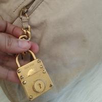 Gambar Tas vintage miumiu prelove dari GodelavaPrelove99 undefined 2 Tokopedia