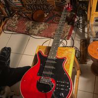 Gambar Stinger Red Special Brian May Guitar Original no epiphone prs fender dari All things Guitar undefined 1 Tokopedia