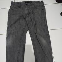 Gambar Celana Jeans Pria Hugo Second dari Toko SecondM undefined 1 Tokopedia