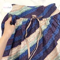 Gambar OASIS | Rok Batik Cap Cirebon Doby Candy Colors Series | Rok Panjang, Rok Maxi, Maxi Skirt, Batik Skirt, Korean Style dari Thearia Batik undefined 3 Tokopedia
