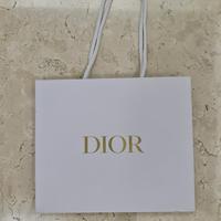 Gambar Paperbag DIOR Medium Size dari Dian777 undefined 3 Tokopedia