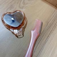 Gambar Eyebrow Razor 2 in 1 Pink dari New Kirana Malang undefined 3 Tokopedia