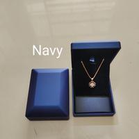 Gambar Kotak Perhiasan Kalung / Necklace Box Tempat Kalung Perhiasan LED - Biru dari Pranatan Store undefined 2 Tokopedia