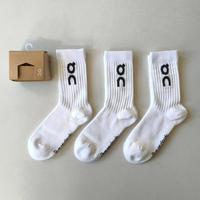 Gambar Original On Cloud Logo Sock High 3P Kaos Kaki 3 pasang OC - Hitam 3 pcs, M (36-41) dari Original Premium Outlets undefined 3 Tokopedia