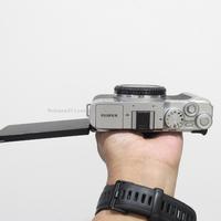 Gambar Kamera Mirrorless Fujifilm XA 7 XA7 Body Only 4K Video 24MP Murah dari MuhammadTrisnadi undefined 4 Tokopedia