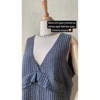 Gambar Jumpsuit overall kulot Knit rajut V neck abu grey premium Happy maman preloved original murah lucu unik keren antik polos casual bigsize jumbo stretch korea dari Jiosme undefined 2 Tokopedia