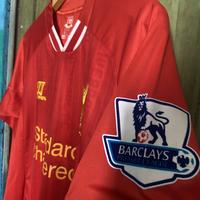 Gambar Jersey Liverpool Home 13/14 Original Long Sleeve Suarez dari Bocil Jersey Original undefined 4 Tokopedia