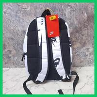 Gambar READY TAS RANSEL NIKE JORDAN MULTI GRAVITY ORIGINAL WHITE BACKPACK GOOD QUALITY dari harimaw67 undefined 2 Tokopedia
