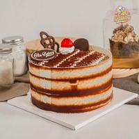 Gambar ! TIRAMISU CAKE / KUE ULANG TAHUN / BIRTHDAY CAKE / UKURAN 14X14CM - - Lilin Batang dari DELIGHTFUL BITE undefined 1 Tokopedia