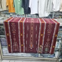 Gambar Sarung HM Motif Songket Kembang Bahan Rayon dari Toko Sandang Surabaya undefined 5 Tokopedia