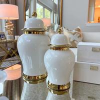Gambar Guci Vas Bunga Putih Mauren Keramik Besar dengan Tutup Elegan dan Modern Cocok untuk Ruang Tamu Kamar Tidur atau Ruang Kerja - S dari GlamourHome undefined 2 Tokopedia