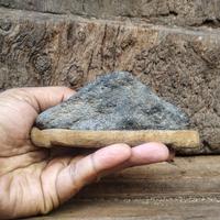 Gambar Batu Suiseki Mini - Gunung Tunggal Klasik dari Rosokmologi undefined 3 Tokopedia