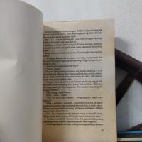 Gambar Dukun Lepus - Ahmad Bakri - Kiblat Buku Utama C1 2002 - Minusan Harga murah dari Warung Daluang undefined 3 Tokopedia