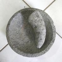 Gambar Cobek / Ulekan / Cobek dan Coet Batu Gunung ASLI - 24cm dari Toko Yoppie undefined 3 Tokopedia