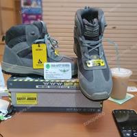 Gambar Sepatu safety Jogger botanic S1P Original /asli CV KARYA - Abu-abu, 38 dari CVKARYA undefined 3 Tokopedia