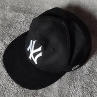 Gambar Topi Snapback MLB Yankees NY warna Hitam Black dari UD Emas undefined 3 Tokopedia