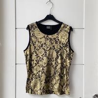 Gambar GUESS Sleeveless T-shirt dari vandenim undefined 1 Tokopedia