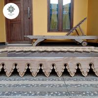 Gambar LISPLANG UKIR CEMARA KAYU JATI PANJANG 2 METER dari Wineh Jati Meubel undefined 2 Tokopedia