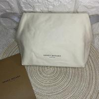 Gambar tas wanita issey miyake cosmetic case sj - ivory dari Toko penuhpilihan undefined 3 Tokopedia