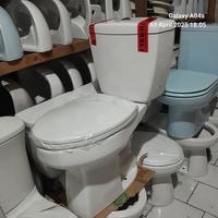 Gambar Closet duduk Toto C704L/Sw784 dari Naya Jaya Closet undefined 1 Tokopedia