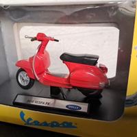 Gambar Diecast Vespa Px New Px 2016 Pxe Excel 150Cc Miniatur Die Cast Motor Classic Welly Skala 1:18 Pajangan Mainan Anak Souvenir Kado Ulang Tahun Hiasan Rumah Meja Kantor Dashboard Mobil Uaj [Terlaris] [Terbaru] dari GIANT IND undefined 4 Tokopedia