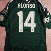 Gambar REAL MADRID Third Green 2012, Original, BNWT, Size M, NNS Patch, Anggep Remake Ajalah Yaaa, Sponsor Mulai Tipis, Jarang Pemakaian : 9/10, Excellent Makin Keren : Tuk Outfit Fun Football, Koleksi Pribadi, Dan Hal Lainnya dari NgurasLemari62 undefined 3 Tokopedia