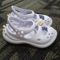 Gambar Sepatu Sandal Crocs Authentic dari nicestorebtm1 undefined 3 Tokopedia