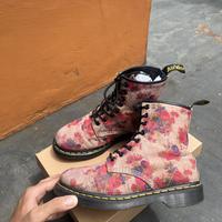 Gambar Dr. Martens Castel Second Used dari Rebing undefined 2 Tokopedia