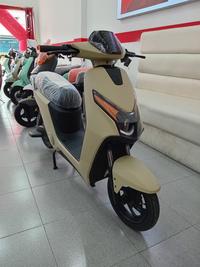 Gambar Sepeda Listrik Medan Murah UWinfly Tipe Terbaru D75 Warna Krim dari UWinfly Medan Sepeda Listrik undefined 1 Tokopedia