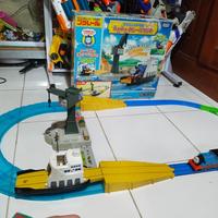 Gambar Thomas The Tank Engine Cruise Set dari Bakoel dolanan undefined 1 Tokopedia
