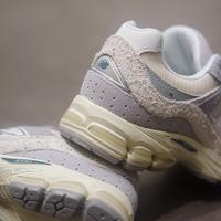 Gambar New Balance 2002R REK Off White Grey Linen - 42 dari rishoe.c undefined 3 Tokopedia