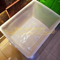 Gambar Kontainer Container Box Kotak Tempat Penyimpanan guna 150 Liter 150L 150 L Plastik Ukuran JUMBO TERBESAR Besar TEBAL Dengan Roda Beroda Tidak Tembus Pandang Tidak Transparan Tidak Bening Warna Badan Putih Estetik Aesthetic - Merah dari GALLERYBOX undefined 2 Tokopedia