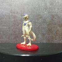 Gambar Mini Figure Dragon Ball Character Freeza Coca Cola Version dari ZTCollections undefined 3 Tokopedia