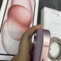 Gambar iPhone 15 Plus 256GB Pink Garansi iBox 07/06/2025 BH 87% dari adeirmacell8 undefined 5 Tokopedia