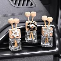 Gambar parfume bottle mobil bunga mickey angsa blink parfume ac mobil PARFUM KLIP // ruangan Mobil jepit klip AC pewangi airfreshener - 5 dari Erna Ferdisewanum undefined 2 Tokopedia