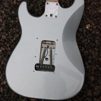 Gambar gitar squier stratocaster dari Gadizmusic20 undefined 4 Tokopedia