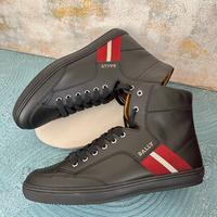 Gambar sepatu Ball High Top Black Sneakers dari Ashauthentic undefined 1 Tokopedia