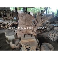 Gambar Dekorasi Ruangan Patung Akar Kayu Jati Erosi (Panjang 90cm x Lebar 40cm x Tinggi 80cm) dari Kusuma Mebel Jepara undefined 1 Tokopedia