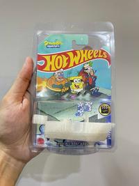 Gambar Hot Wheels Invisible Boat Mobile Spongebob dari 22 Garages undefined 1 Tokopedia