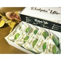 Gambar Bakpia Ulir Kacang Ijo Bakpia Kering Oleh Oleh Khas Surabaya Isi 10 Per Box dari Lokal Foody undefined 2 Tokopedia