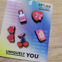 Gambar Jibbitz Crocs Pack Love P Original 100% dari La'Shoe undefined 1 Tokopedia