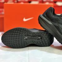 Gambar SEPATU FULL HITAM NIKE AIR WINFLO 11 ORIGINAL STORE (FJ9510002) - Hitam, 39 dari OMAH SEPATU ORI undefined 4 Tokopedia