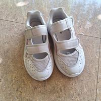 Gambar adidas ozelia strap preloved dari prelovedadzkiya undefined 1 Tokopedia