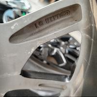 Gambar PELEK FORTUNER GR 2023 R18 ORIGINAL. SET 4PCS dari VBO Velg Ban Ono Rims Autoparts undefined 2 Tokopedia