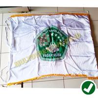 Gambar Bendera Pencak Silat Pagar Nusa - Bendera Logo Custom - Pin/Lencana/Bros dari GOLDEN MOCKINGJAY undefined 1 Tokopedia