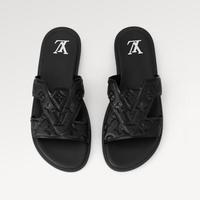 Gambar Sendal sandals Man LV Louis Vuitton LV Oasis Mule Denim Noir Original Product dari nuedono undefined 1 Tokopedia