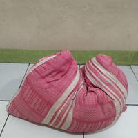 Gambar Bantal kapuk bekas motif salur ping dari Bntljdl undefined 3 Tokopedia