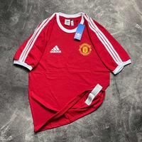 Gambar Baju Kaos Adidas 3Foil  Manchester United Official Limited Edition Full Tag Label - Ts Merah MU, M dari KINANTAN DISTRO undefined 2 Tokopedia